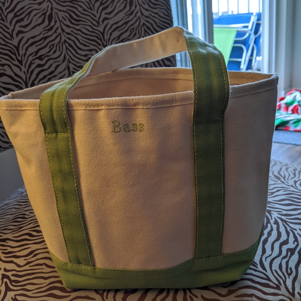 Canvas tote